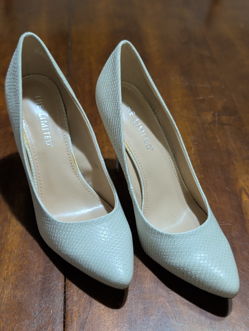 The Limited 👠 'Tatum' Reptile Embossed Pointed Toe Pumps Size 9